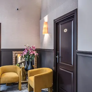 Antica Residenza Del Corso Konukevi